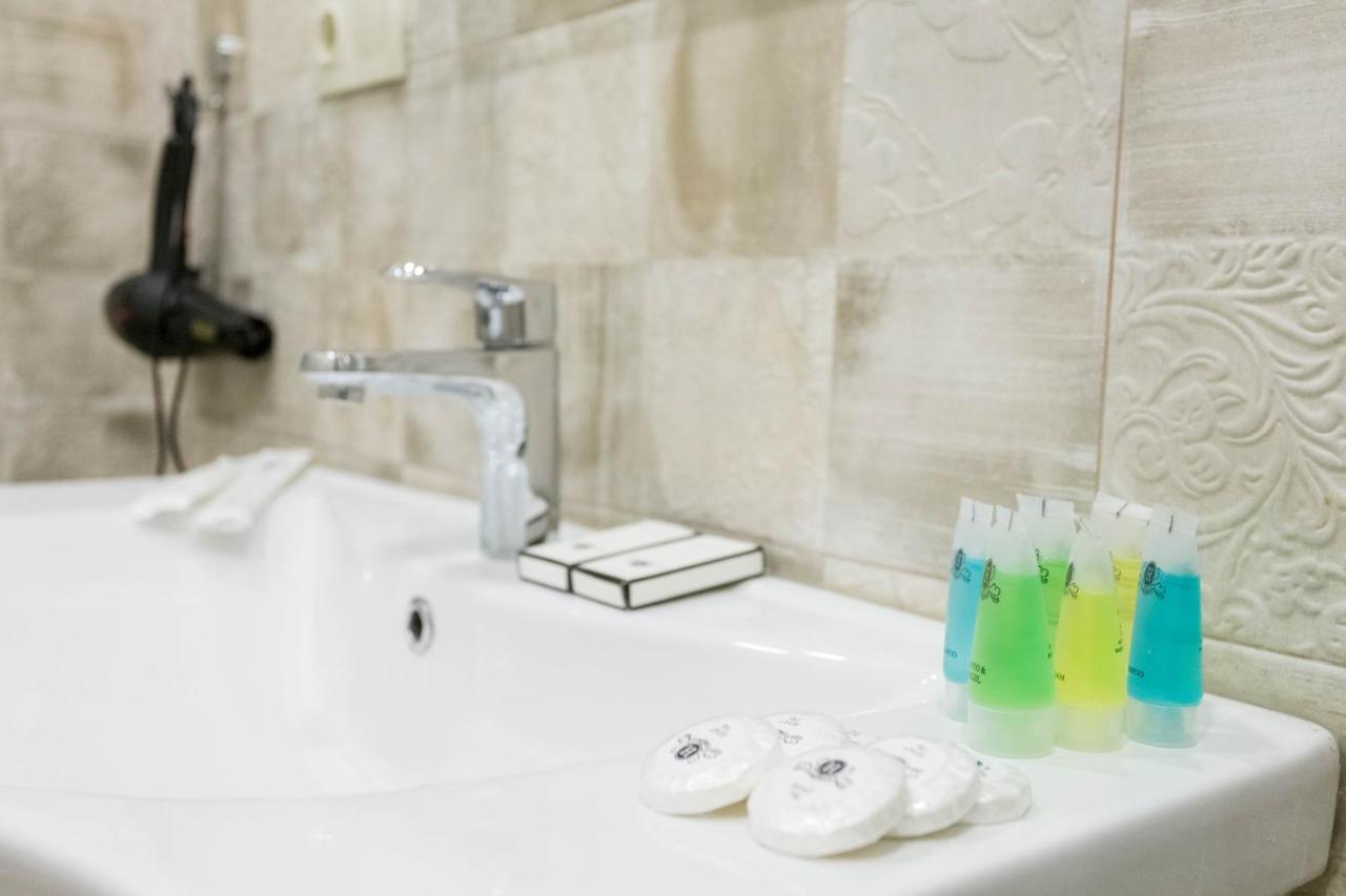 New! - Downtown Apartment Tbilissi Extérieur photo